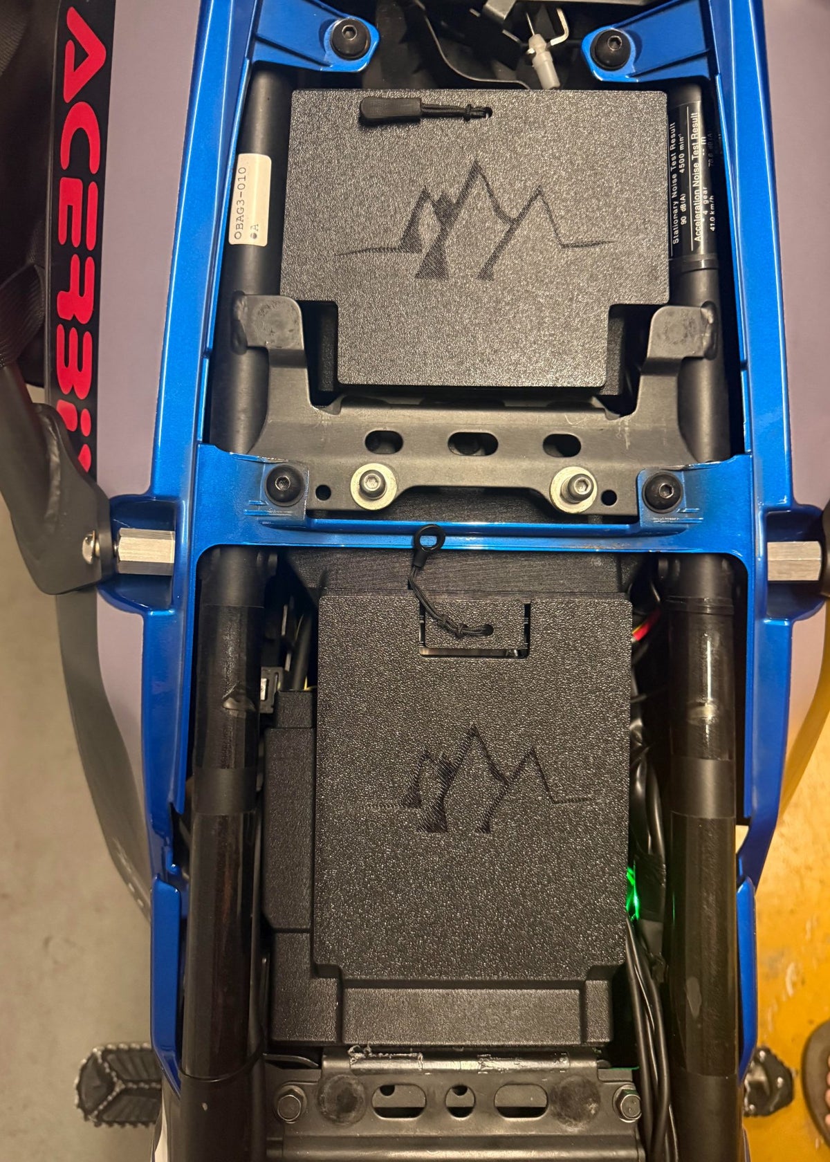 Nomad IV and Drifter installed in a Yamaha Ténéré 700 World Raid, both boxes seated
